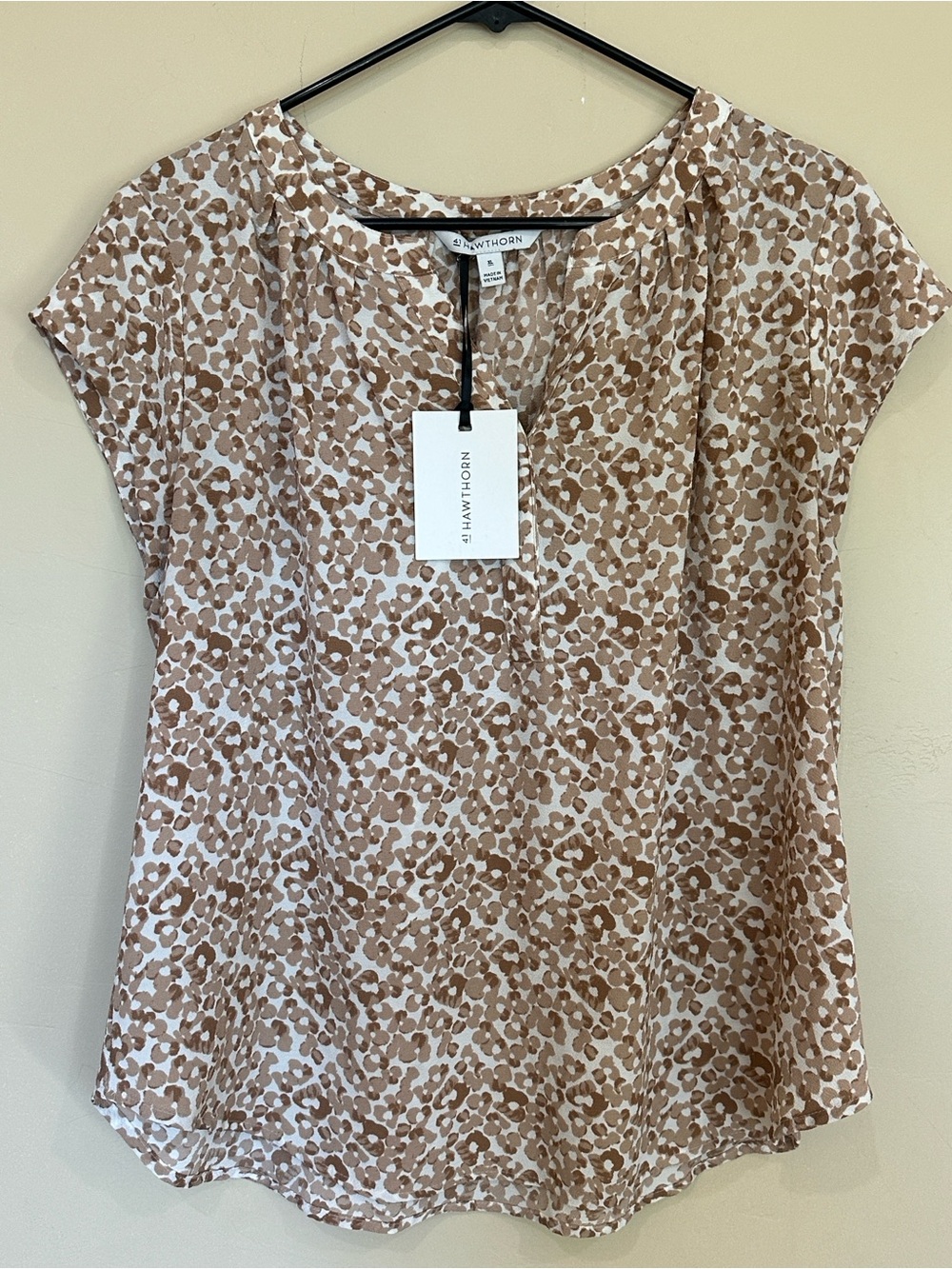NWT 41 Hawthorn Cream Taupe Brown Printed Cap-Sleeve Blouse Sz XL